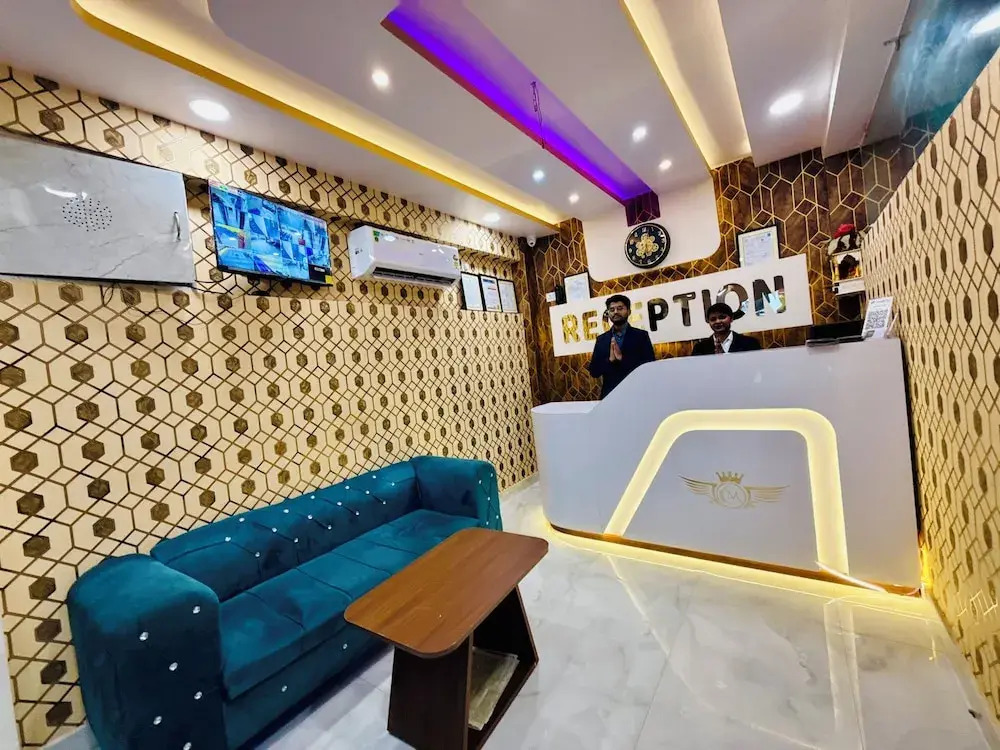 Hotel Golden Crystal Best Hotel in kankarbagh Patna