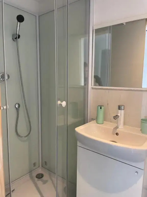 Appartement avec terrasse vue sorgue
