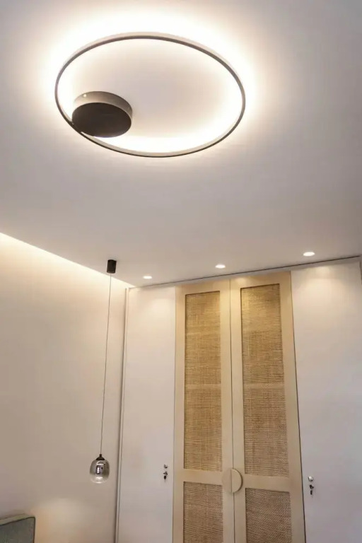 Demmi Central 2BR Designer Apt