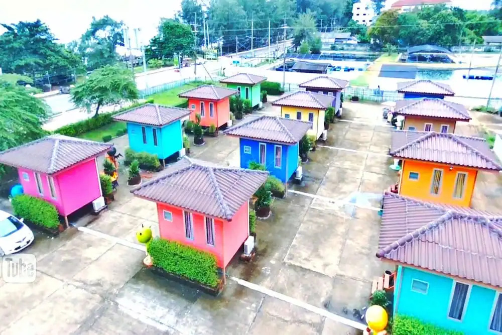 Yaris House