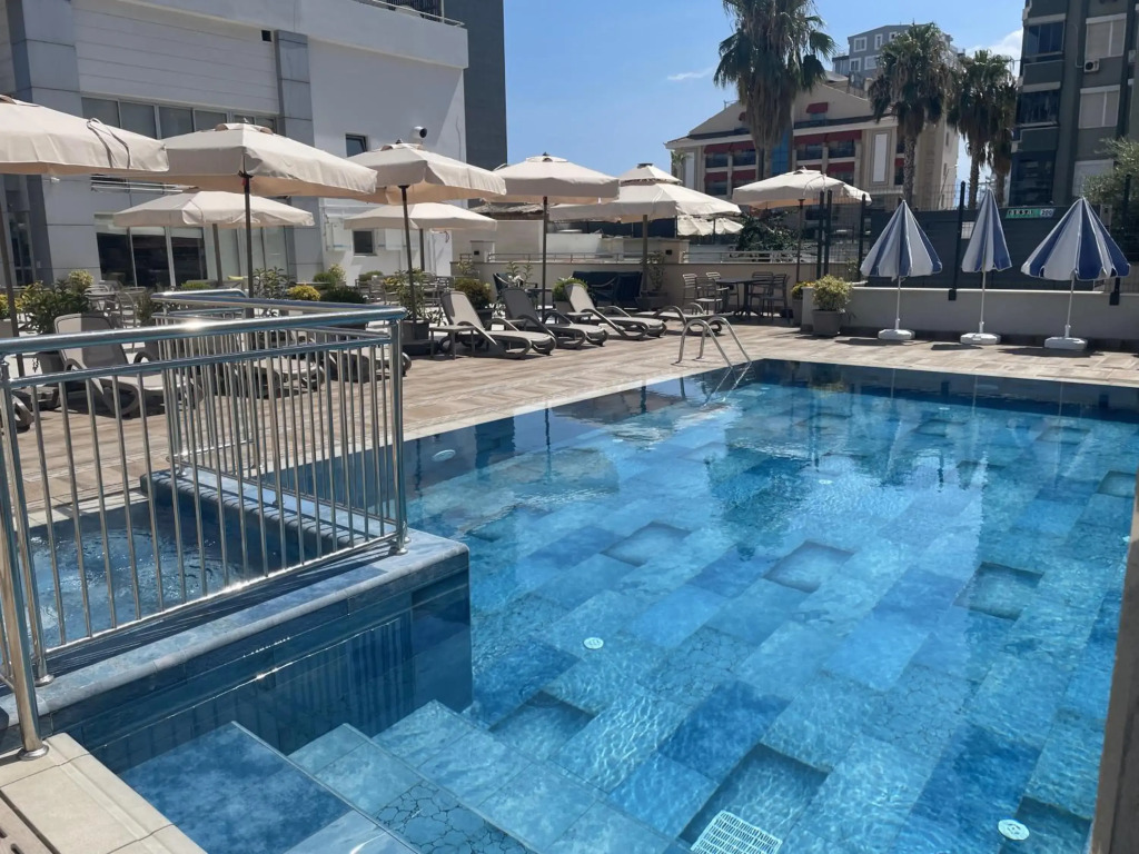Blue Garden Hotel