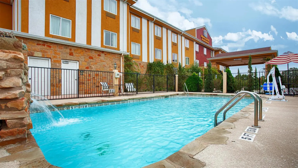 Blanco River Hotel