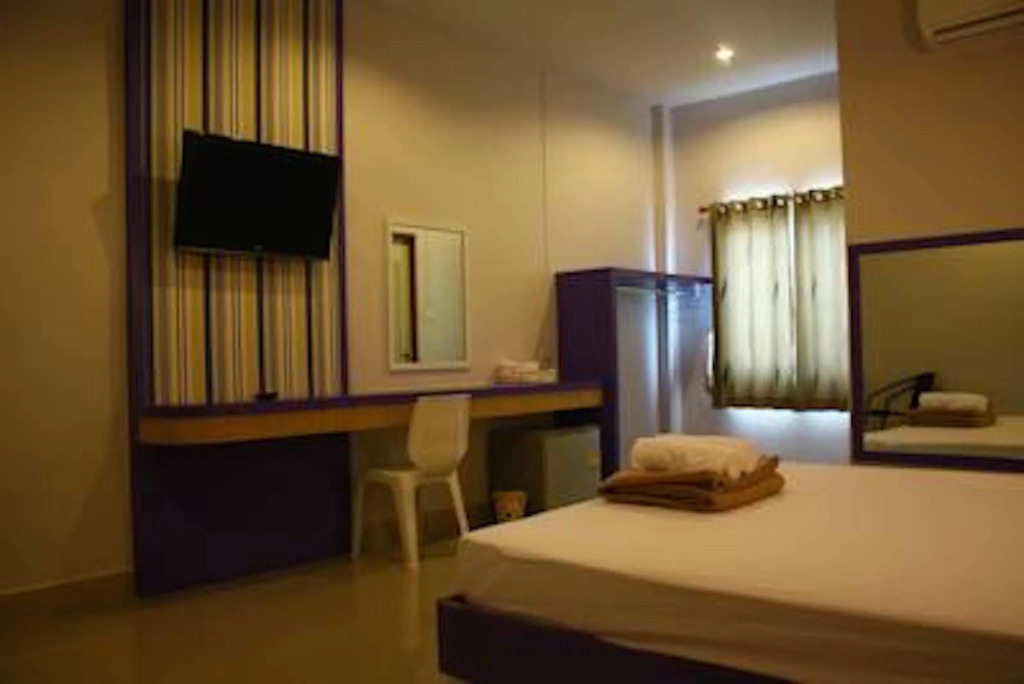 Sabai EZ Hotel