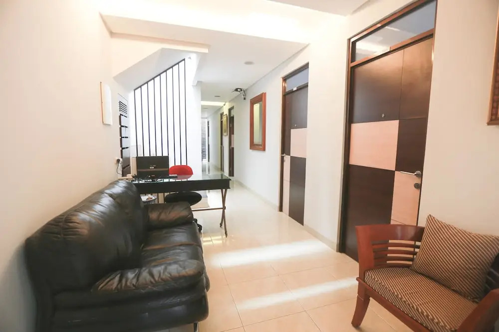 OYO 2323 The One Residence Syariah