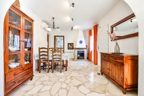 Villa Guzman Charra
