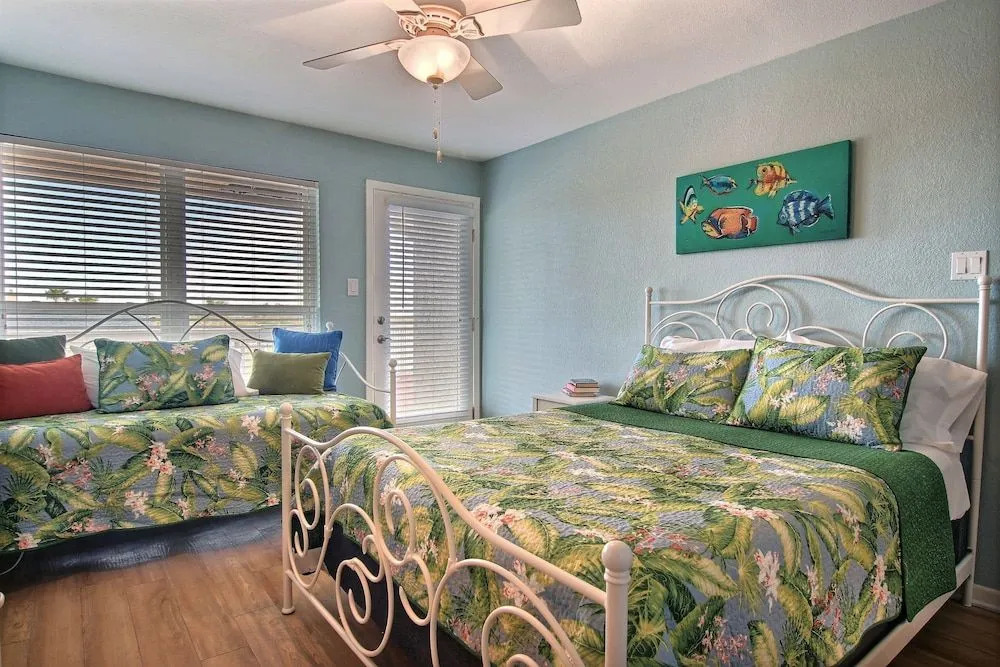 Sea Forever 2Br Condo