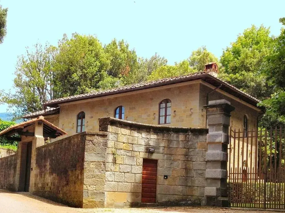 House With Ancient History in Quiet Location