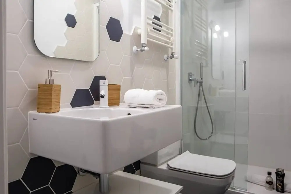 Charming & Modern 2bed in Madrid's City Center