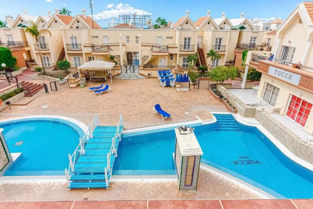Yucca Park, Lovely, quiet, 2 bedroom, 70m2, ocean pool view!