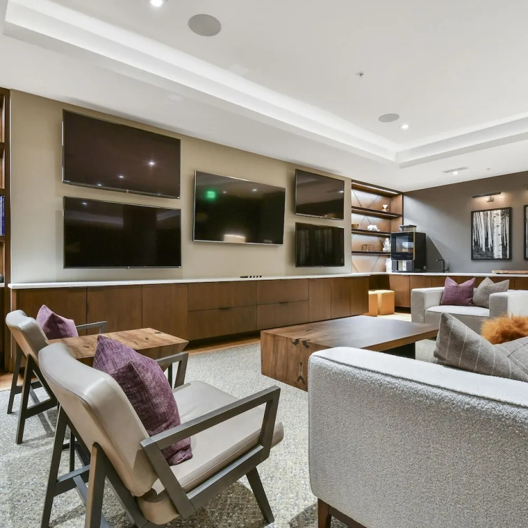 Lift Condo With Ski-in out w Village Access hot tub Fitness Center ski Rentals On-site