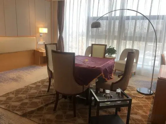 Huatong Hotel