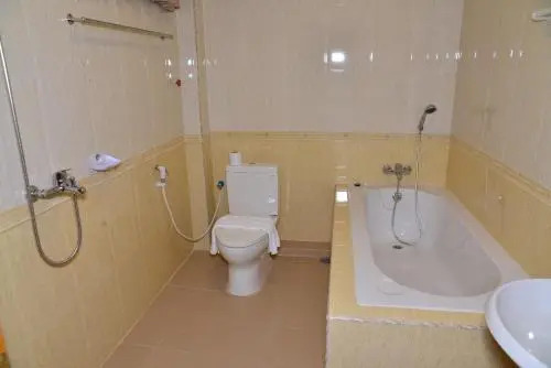 Zwekabin Natural Hotel
