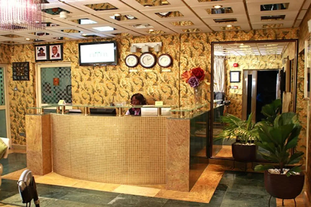 ERiTH APARTMENT & SUITES