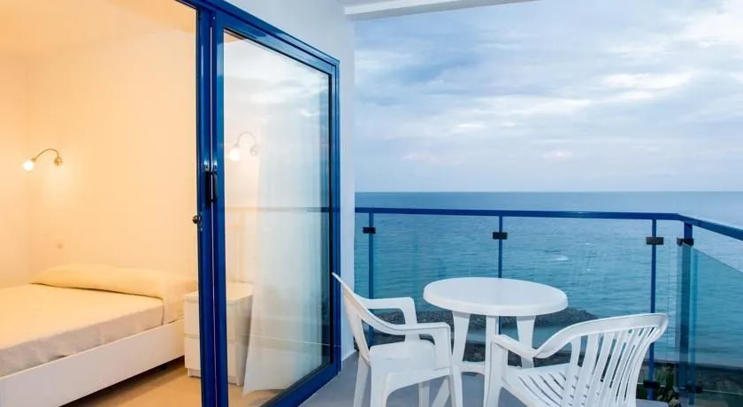 Apartamentos Los Caribes