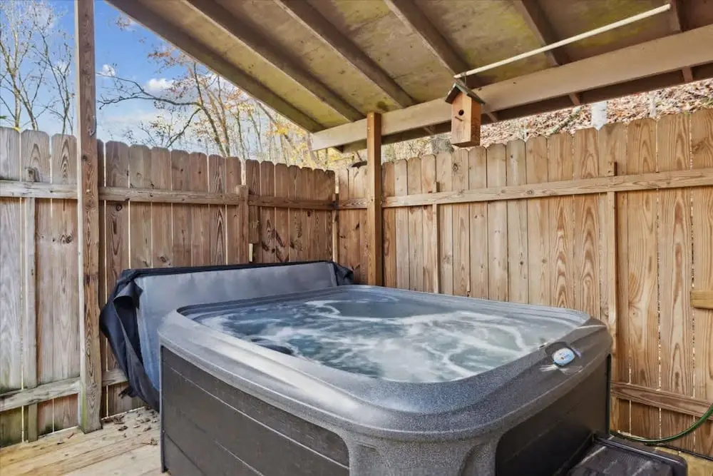 Stone Haven Cabin by Beyond Expectations With Hot Tub