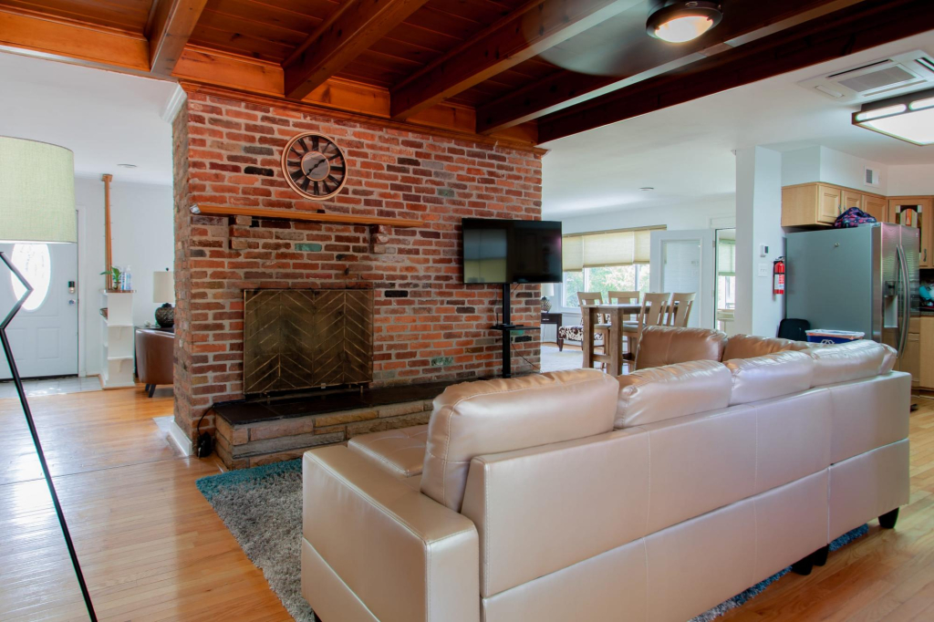 ✫ 3-BR HOME BY NATIONAL HARBOR ✫ MGM Casino ✫ Tanger OUTLETS