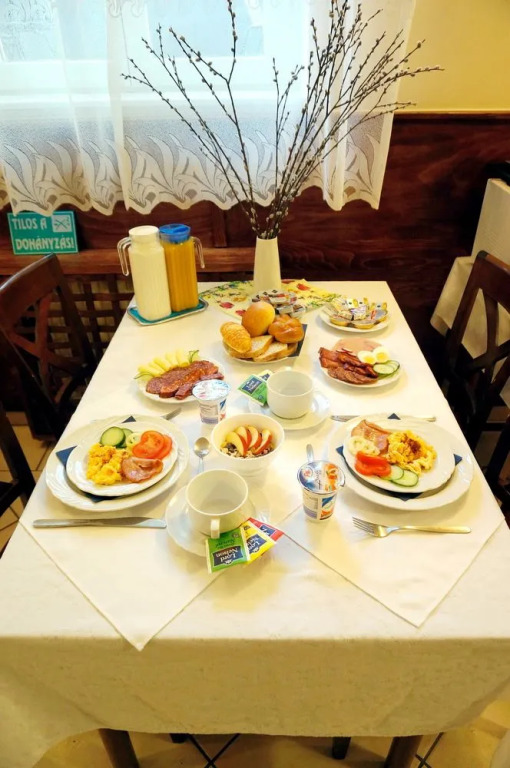 Corvin Hotel