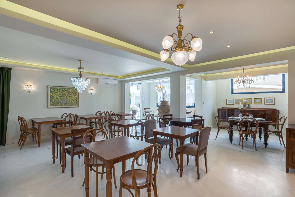 Nami Hotel & Suites