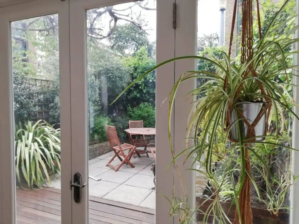 Stylish 2 Bedroom Apartment Stoke Newington