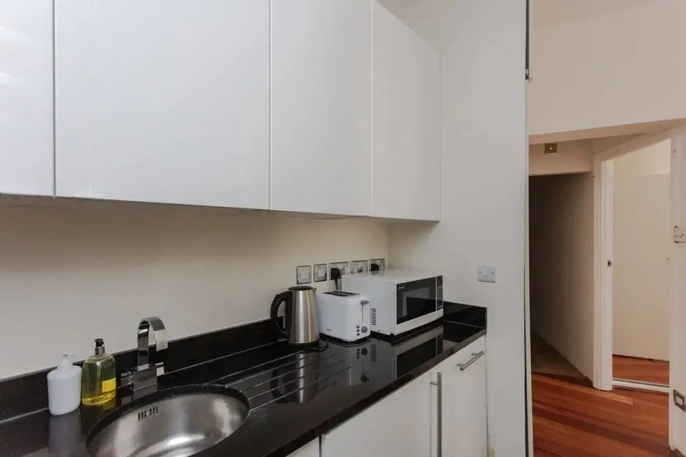 Central 1 Bedroom Flat Near Buckingham Palace