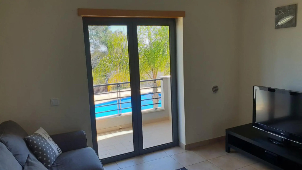 Quinta do Pinheiro Residence