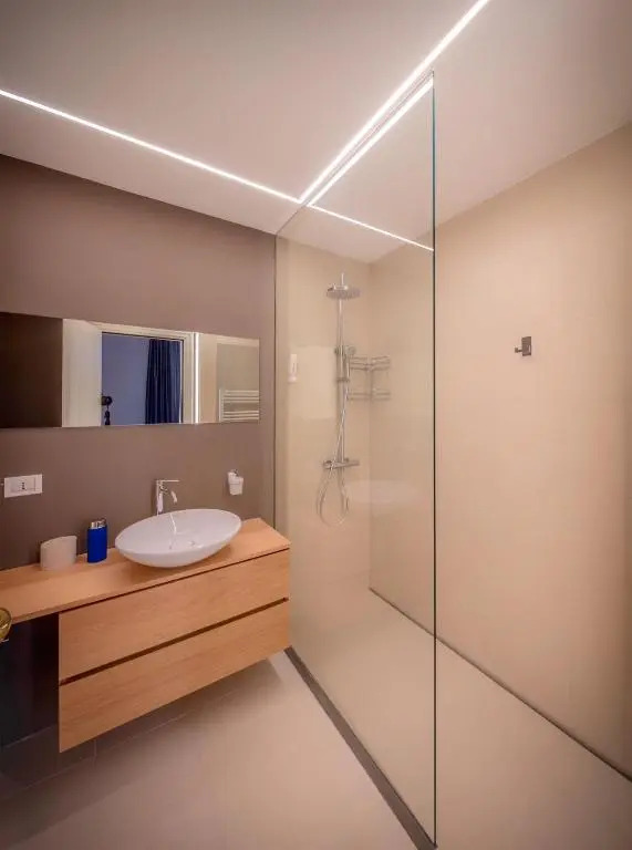 Lainez Rooms & Suites