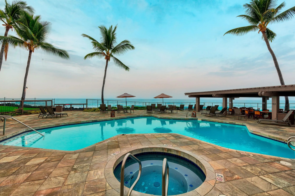 Castle Kanaloa at Kona