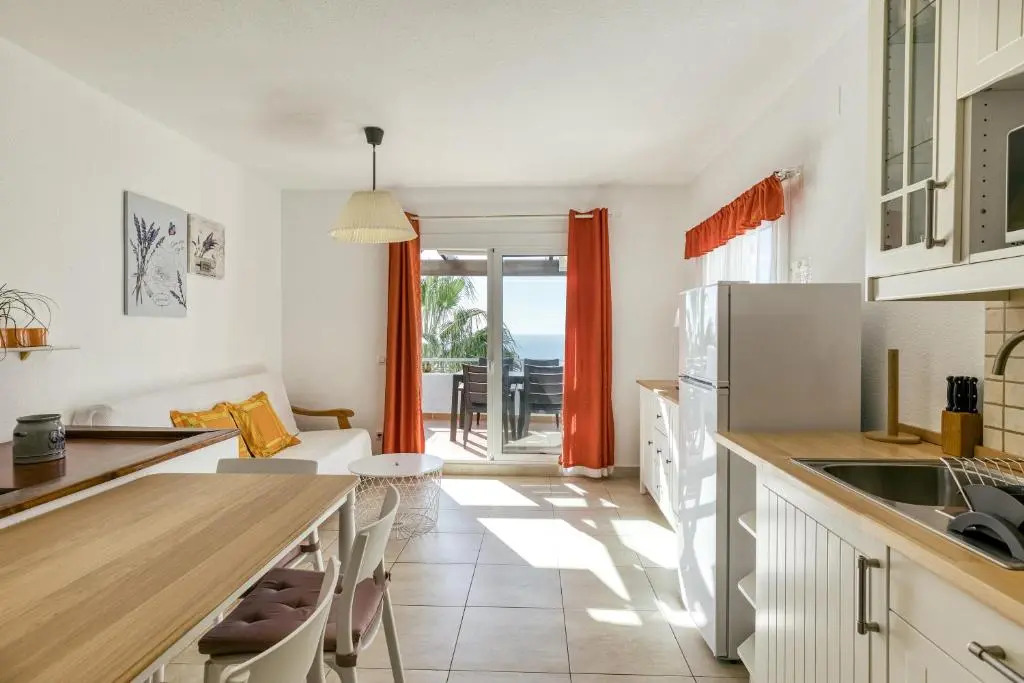 Roses House to the Sea Villa 7
