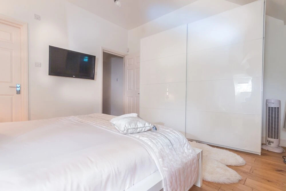 Luxury and Large Private Maisonette