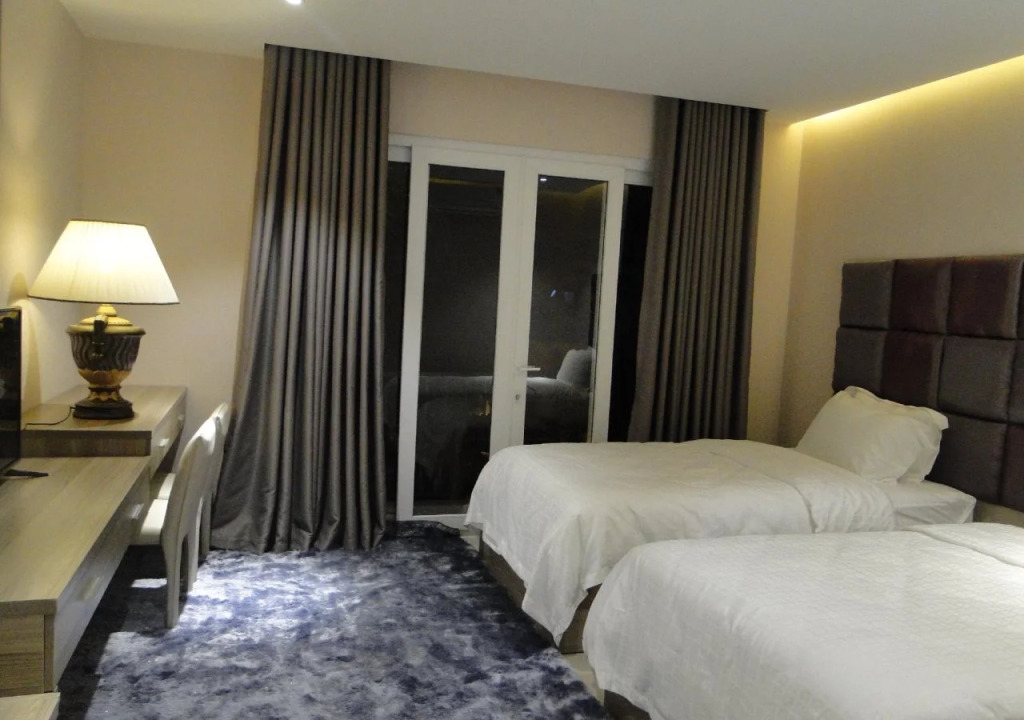 Paiza Residences & Hotel