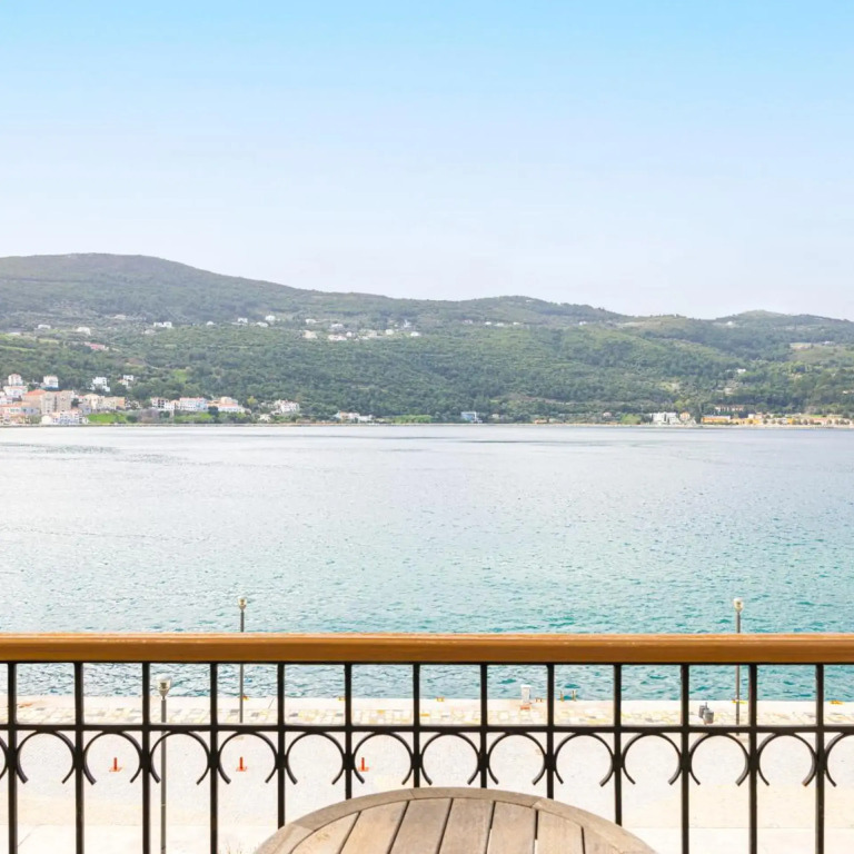 Aeolis Hotel