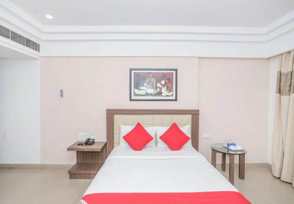 Hotel Sherwood Suites 2 By OYO Rooms