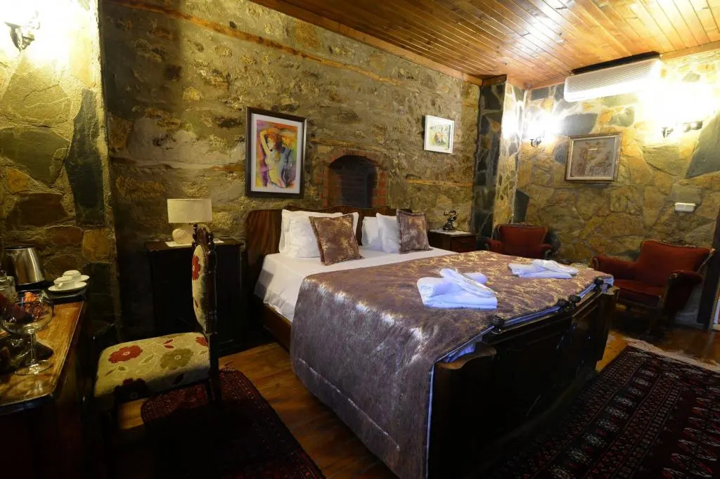 Otel Yorgo Seferis