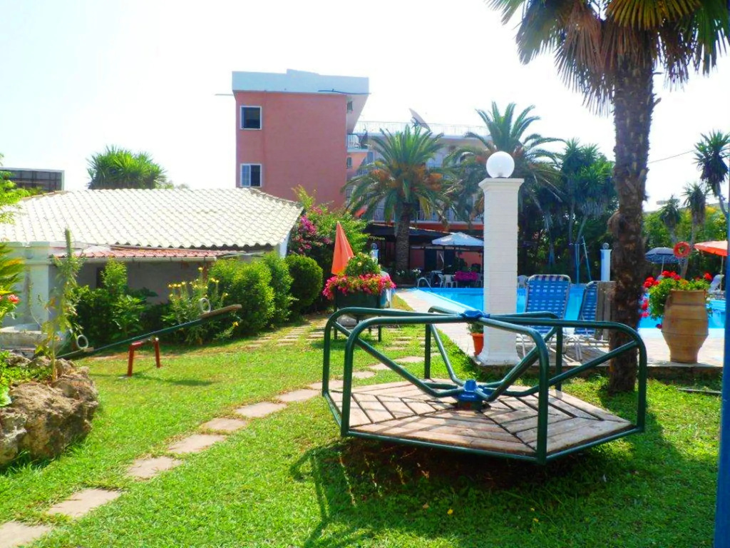 Angela Hotel & Apartments
