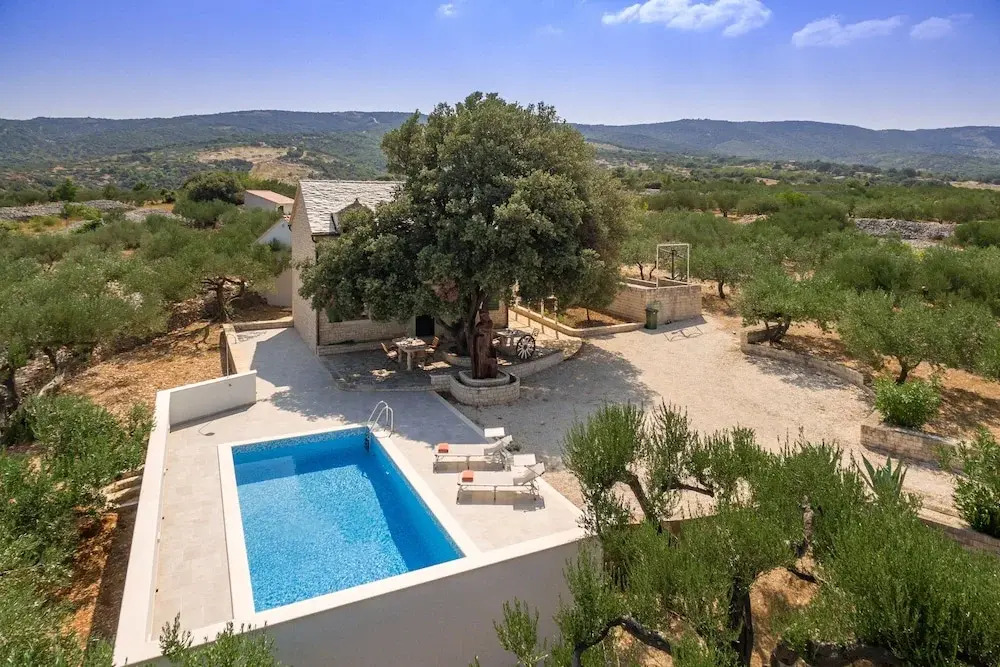 Villa Dubrava - Heated Pool & Olive Grove Retreat I Brač Island