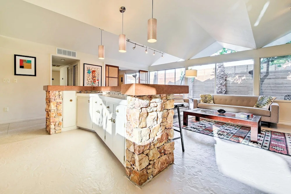 187 W Merito Place Condo 3 Bedrooms 2 Bathrooms Condo