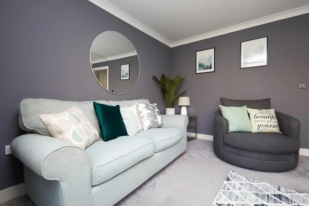 Royal Derby Hospital 3 bed Town House