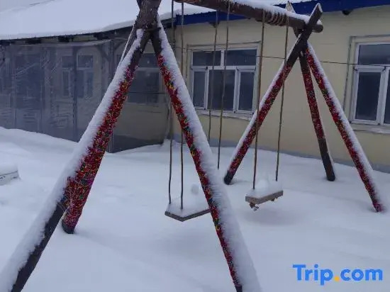 Snow Valley Red Army Inn
