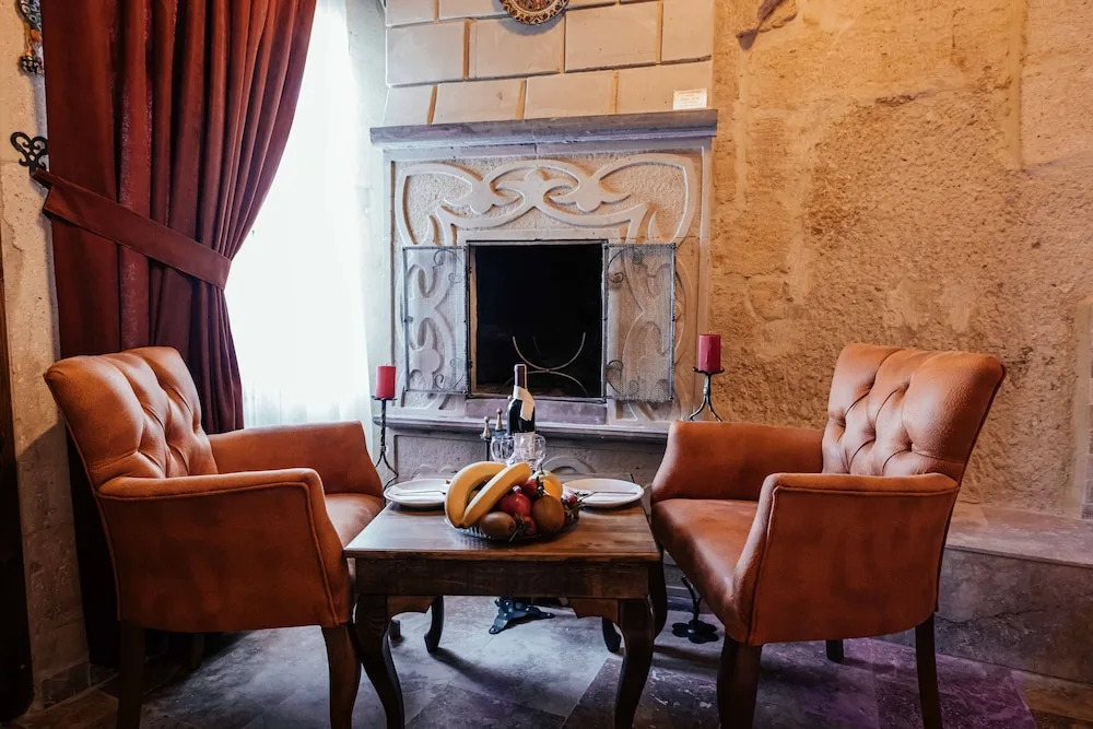 Bayar Cave Suites Special Class