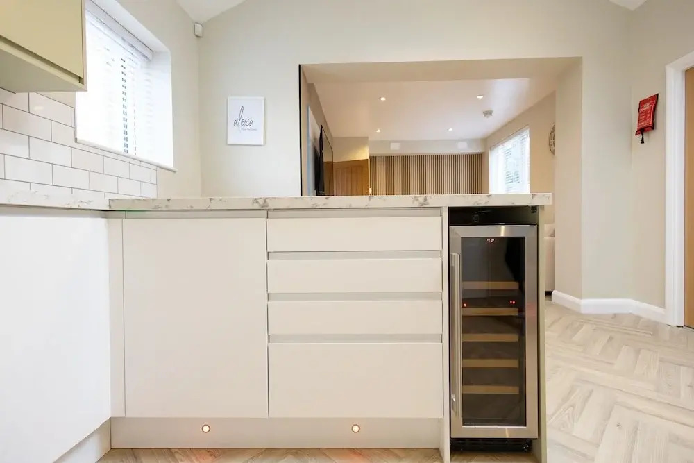 Bath Bliss Retreat - 7 Bedroom House
