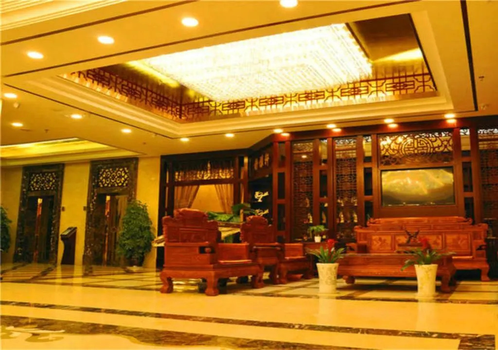 Meierdun Grand Hotel