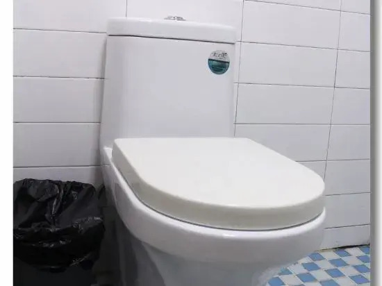 Wuhu Mingzhu Holiday Inn (Zhonghe Road Shop)
