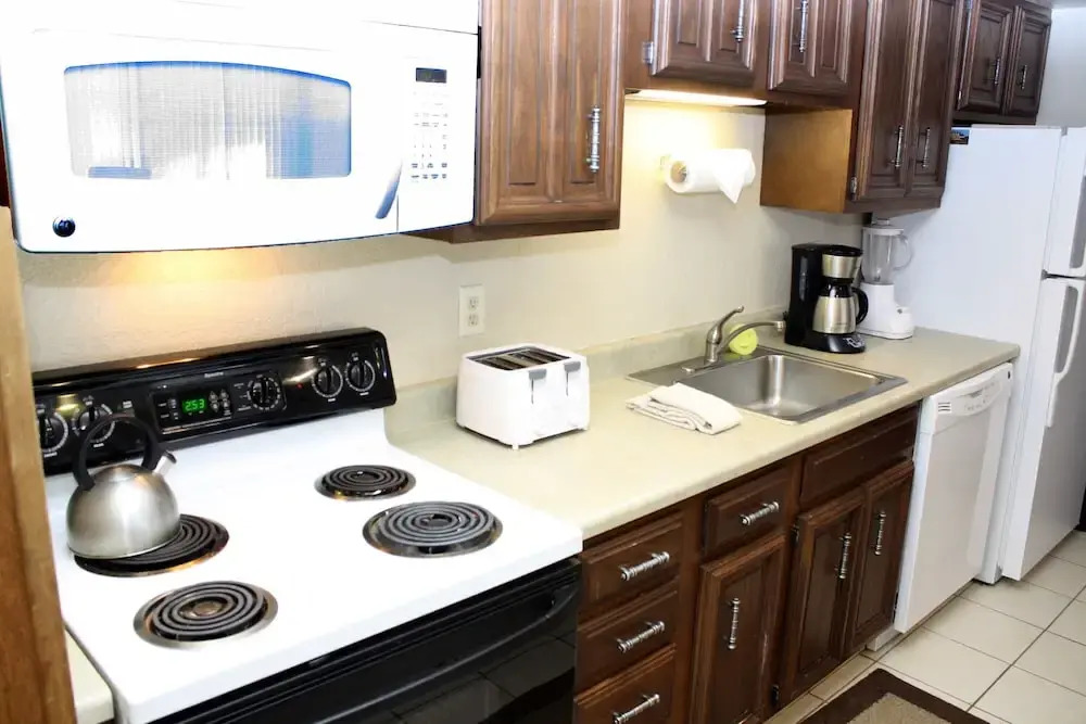 Goldcamp II H-119 By Peak Property Management