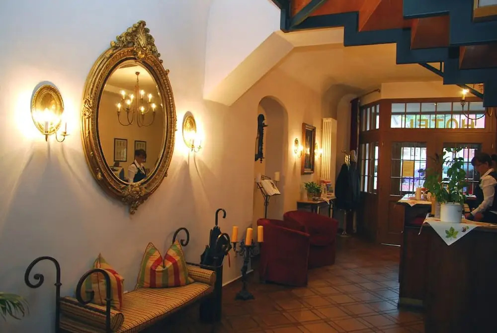 Hotel Adler