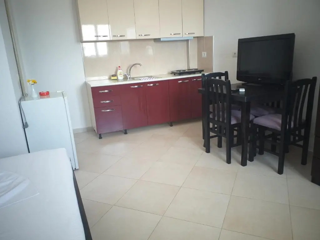 Grand Seaview Apartments