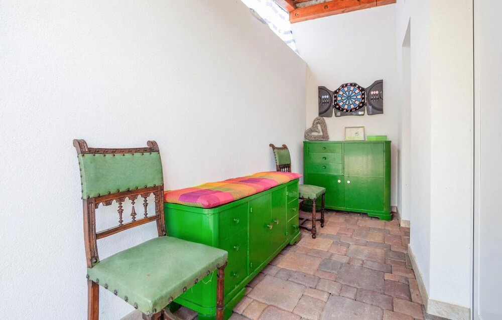 Amazing Home in Zvecanje Gata With Outdoor Swimming Pool, Wifi and 2 Bedrooms