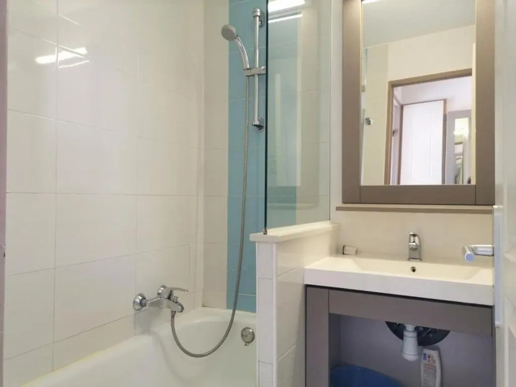 Appartement Cannes la Bocca, 1 pièce, 4 personnes - FR-1-609-9