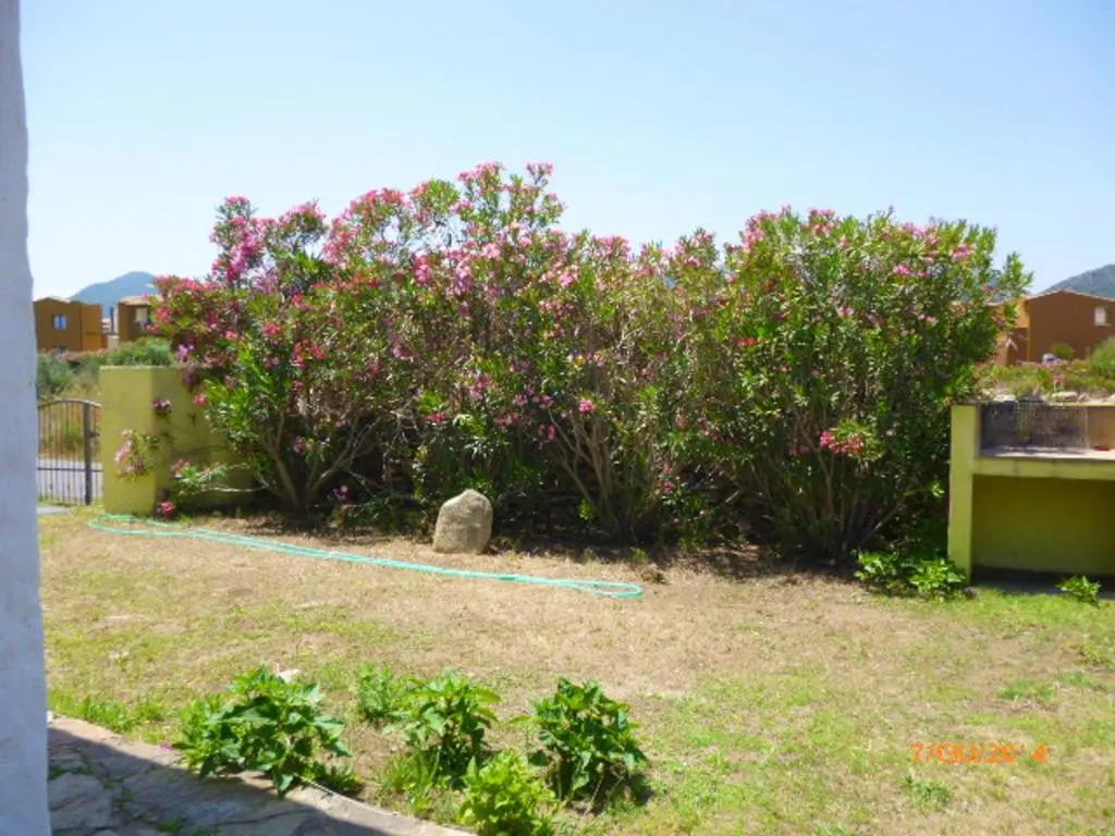 House with 2 Bedrooms in San Teodoro, with Wonderful Sea View And Enclosed Garden - 800 M From the Beach