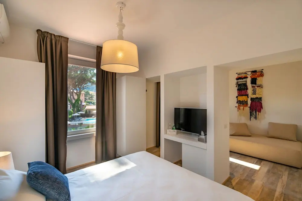 Marina Garden Hotel