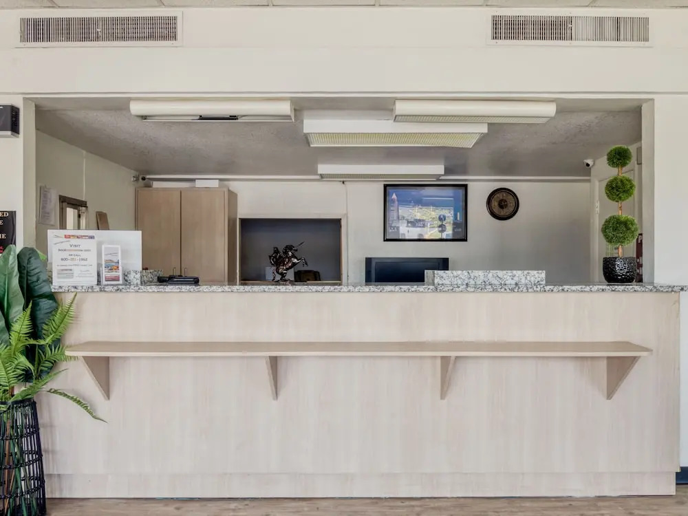 Haven Inn & Suites